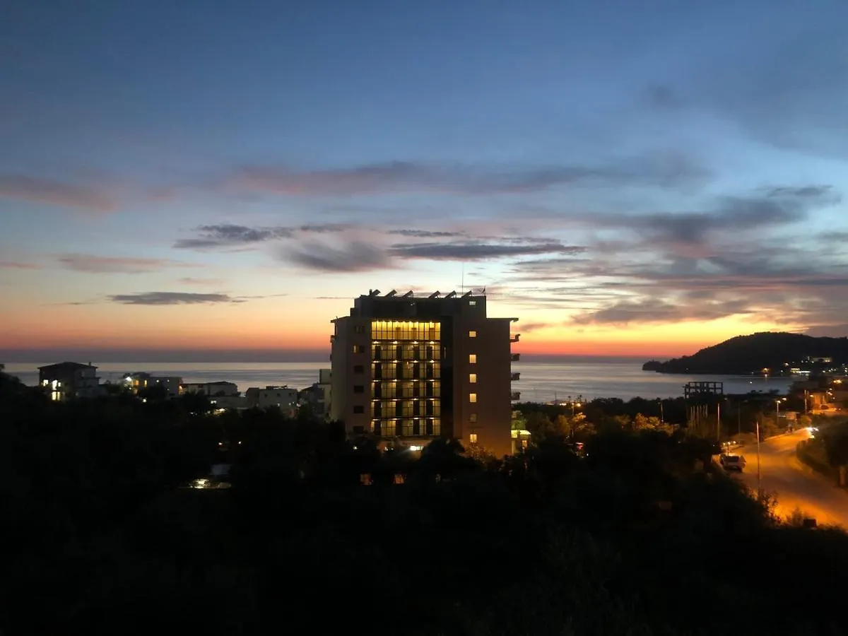 Koks' Guesthouse Himara Pensjonat